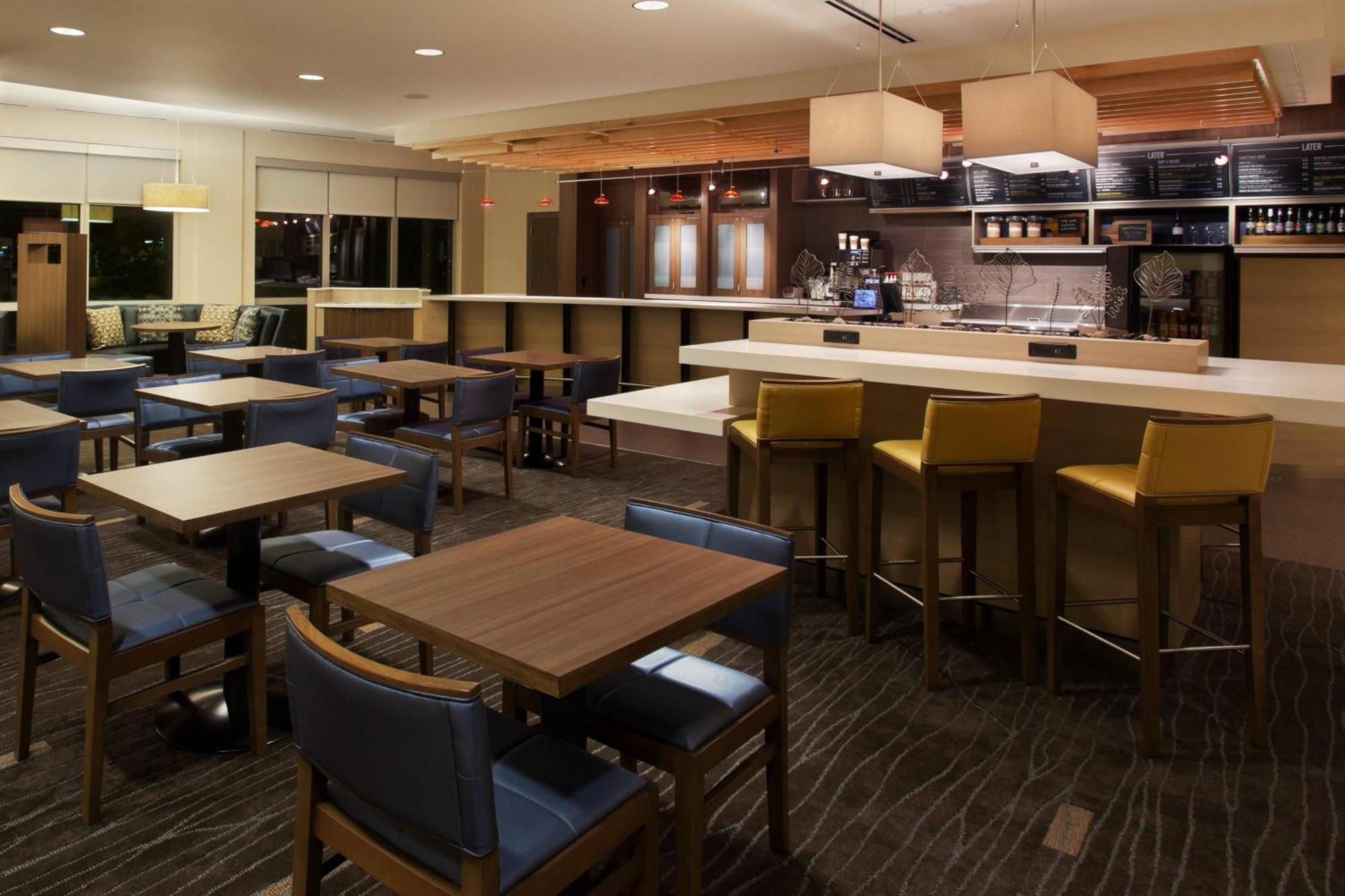 Courtyard By Marriott Orlando South/Grande Lakes Area Williamsburg Exterior foto