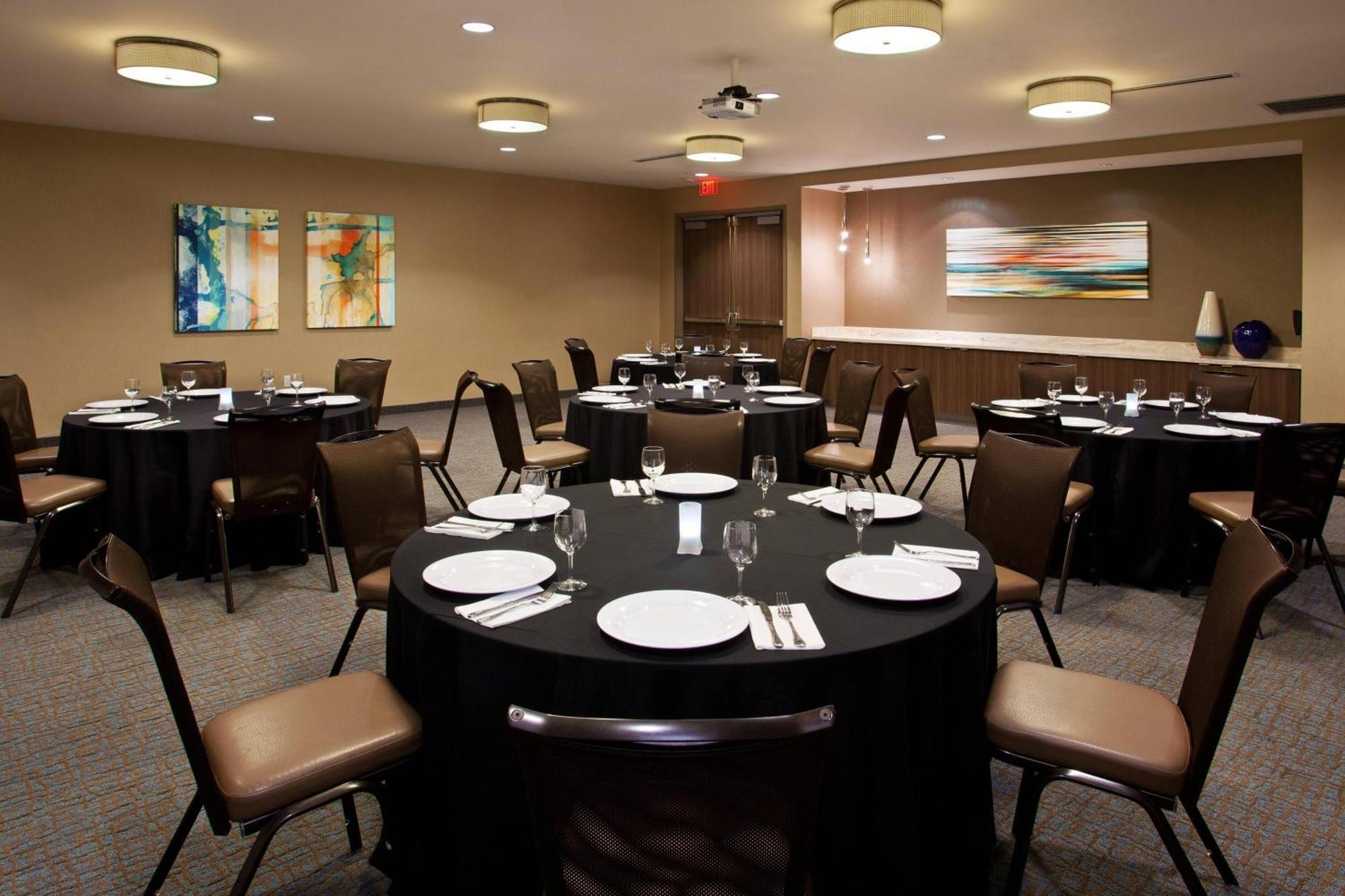 Courtyard By Marriott Orlando South/Grande Lakes Area Williamsburg Exterior foto
